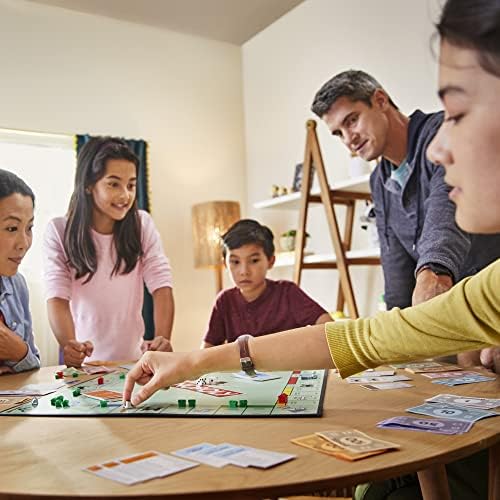 Играта на Монопол, Семейни настолни игри за 2-6 играчи, игри за деца от 8 години и по-възрастни, включва 8 символи (Token Vote Edition)